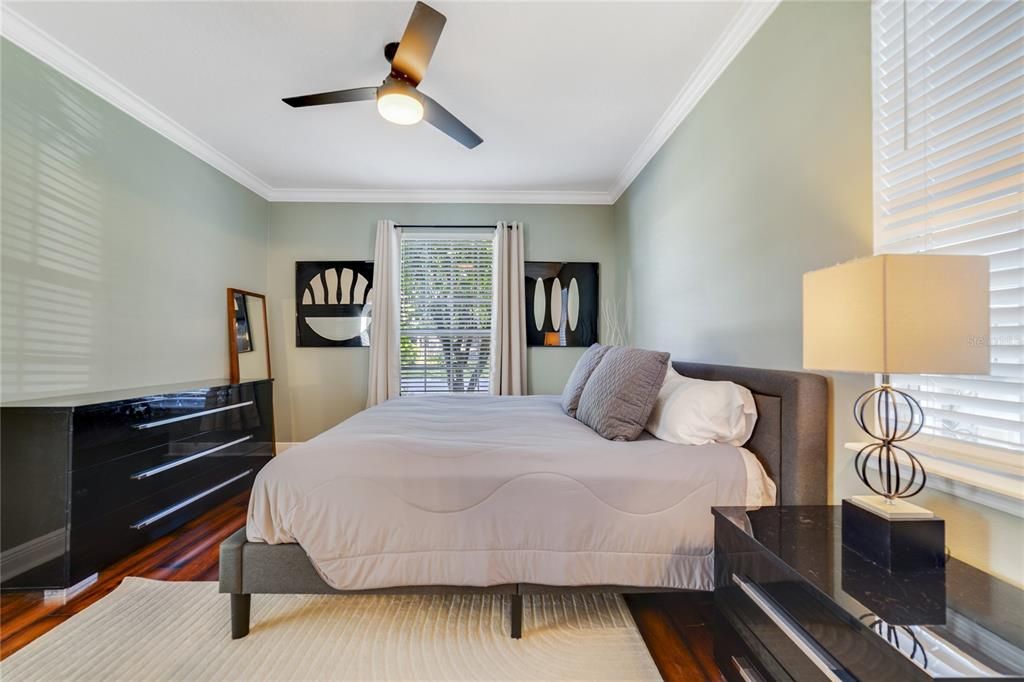 Activo con contrato: $469,900 (3 camas, 2 baños, 1414 Pies cuadrados)