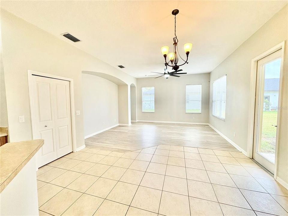 Active With Contract: $2,550 (4 beds, 3 baths, 2353 Square Feet)