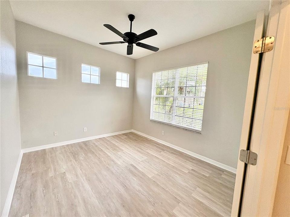 Active With Contract: $2,550 (4 beds, 3 baths, 2353 Square Feet)