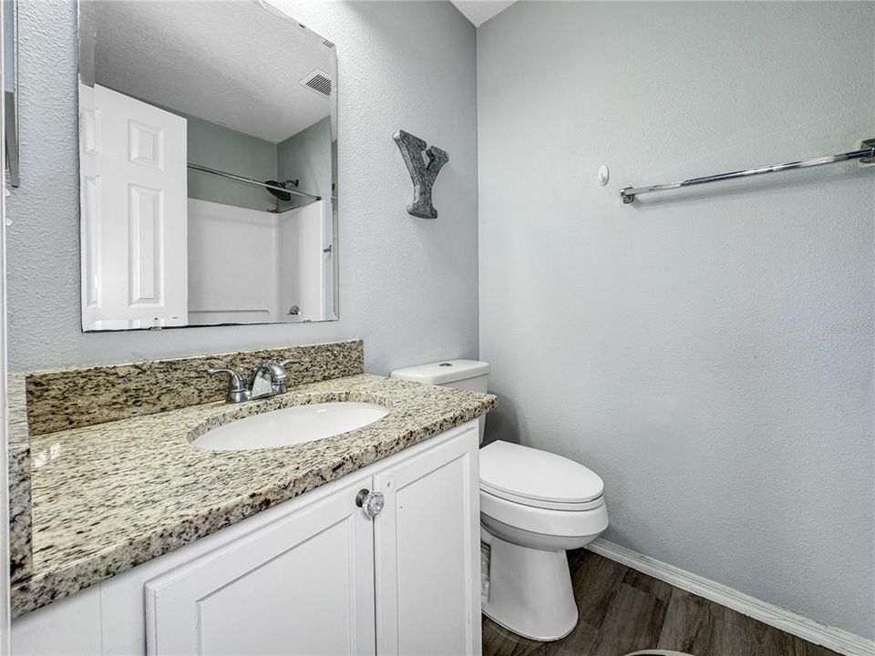 Active With Contract: $279,000 (2 beds, 2 baths, 1112 Square Feet)