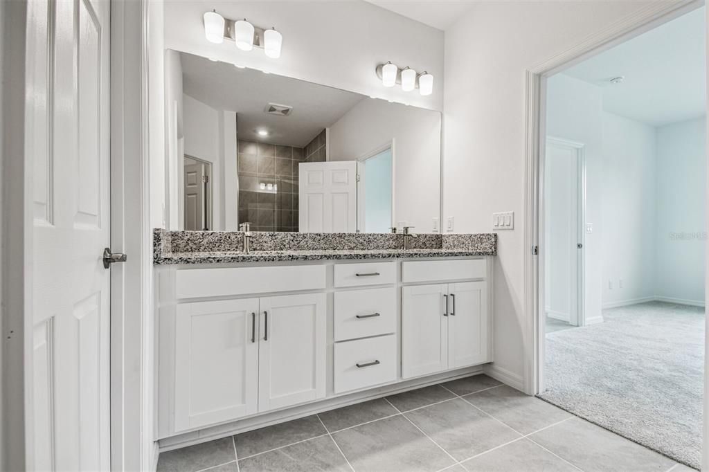 En Venta: $371,999 (2 camas, 2 baños, 1671 Pies cuadrados)