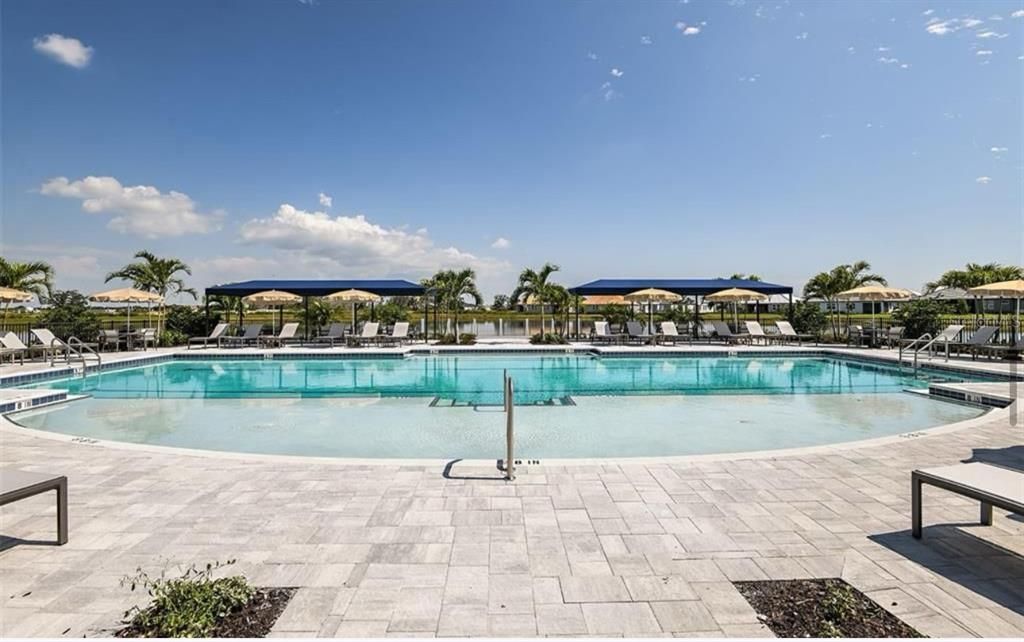 En Venta: $371,999 (2 camas, 2 baños, 1671 Pies cuadrados)