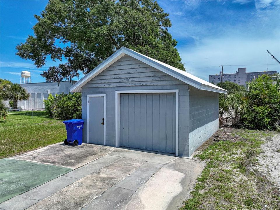 For Sale: $24,000 (0 beds, 0 baths, 1298 Square Feet)