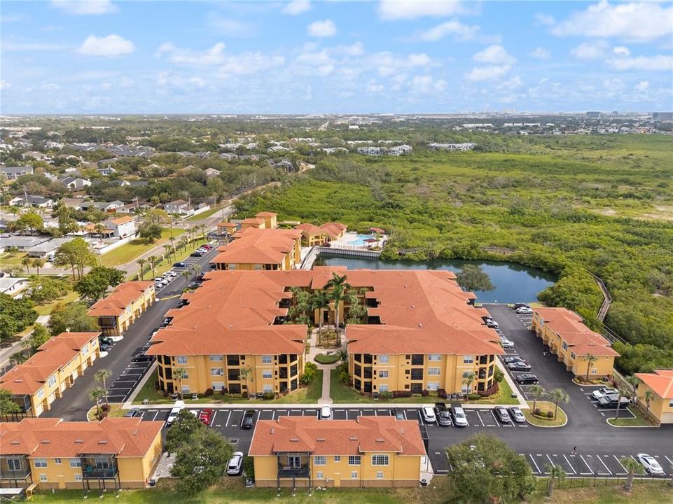 Activo con contrato: $199,900 (1 camas, 1 baños, 890 Pies cuadrados)