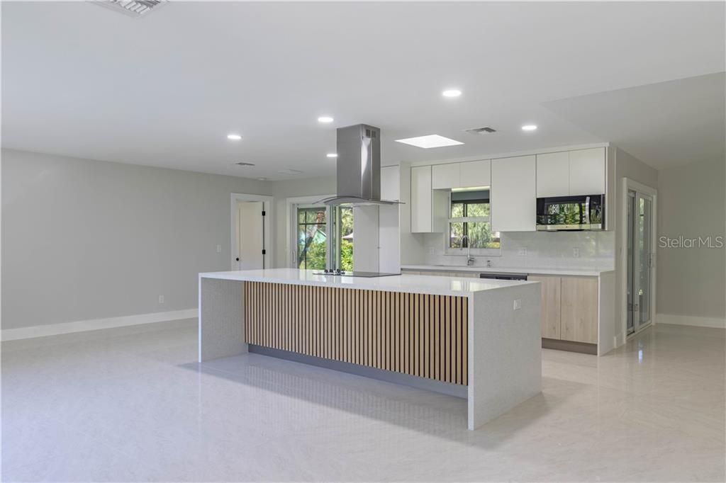 For Sale: $532,000 (3 beds, 2 baths, 1777 Square Feet)