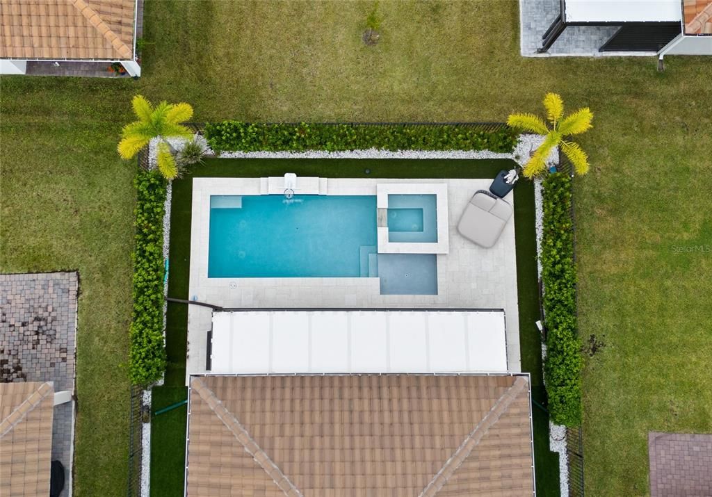 出租: $5,900 (5 贝兹, 4 浴室, 3232 平方英尺)