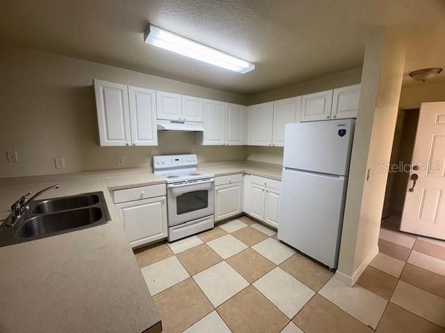 В аренду: $1,500 (2 спален, 2 ванн, 973 Квадратных фут)