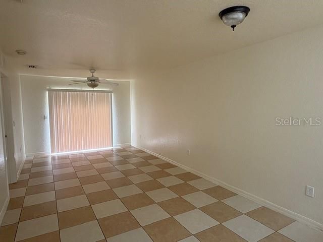 В аренду: $1,500 (2 спален, 2 ванн, 973 Квадратных фут)