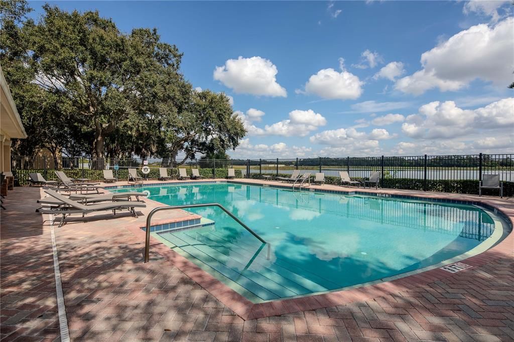 En Venta: $274,900 (3 camas, 2 baños, 1644 Pies cuadrados)