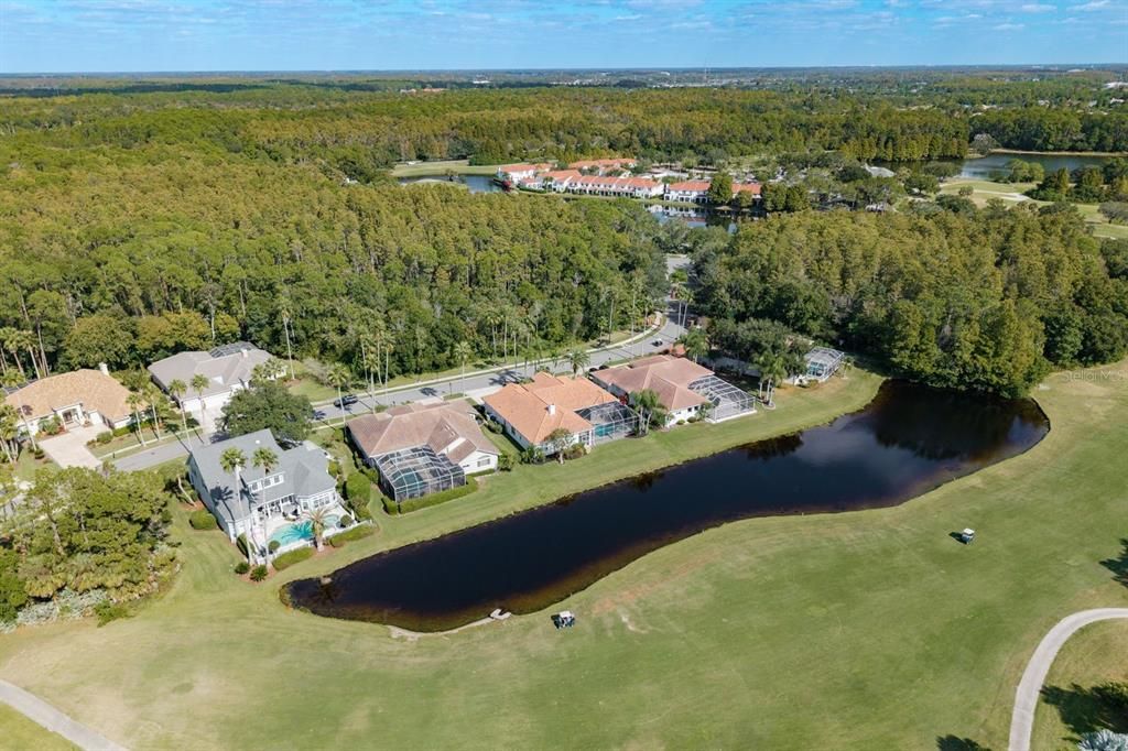 合同活跃: $1,440,000 (4 贝兹, 3 浴室, 3387 平方英尺)