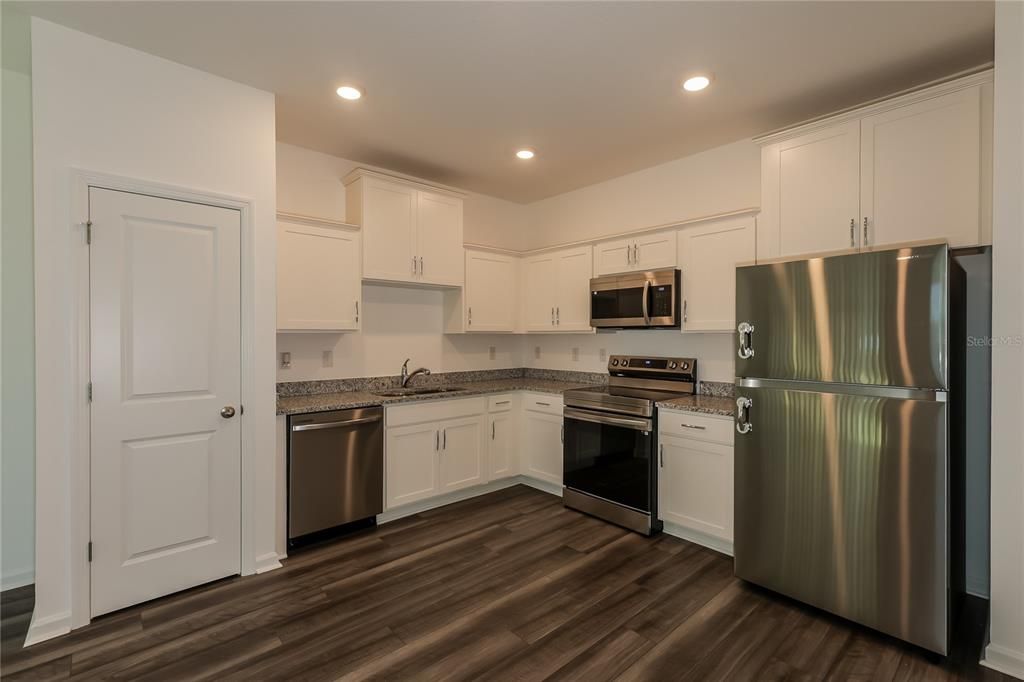 En Venta: $229,900 (3 camas, 2 baños, 1386 Pies cuadrados)