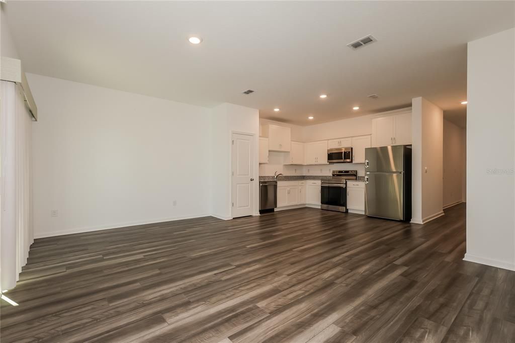 En Venta: $229,900 (3 camas, 2 baños, 1386 Pies cuadrados)