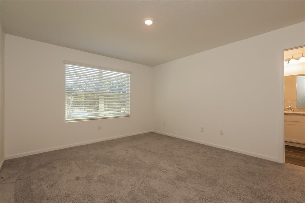 En Venta: $229,900 (3 camas, 2 baños, 1386 Pies cuadrados)