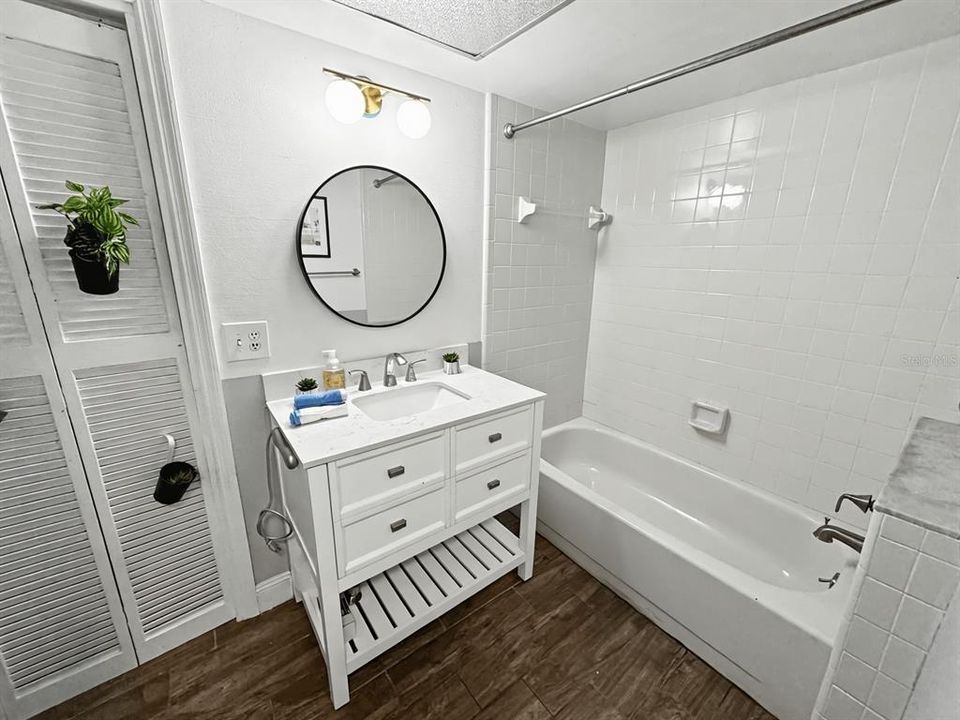 待售: $572,000 (3 贝兹, 3 浴室, 2463 平方英尺)