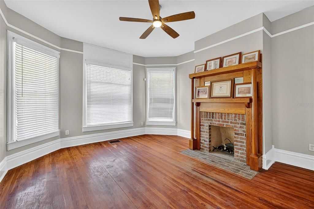 For Sale: $690,000 (0 beds, 0 baths, 2872 Square Feet)