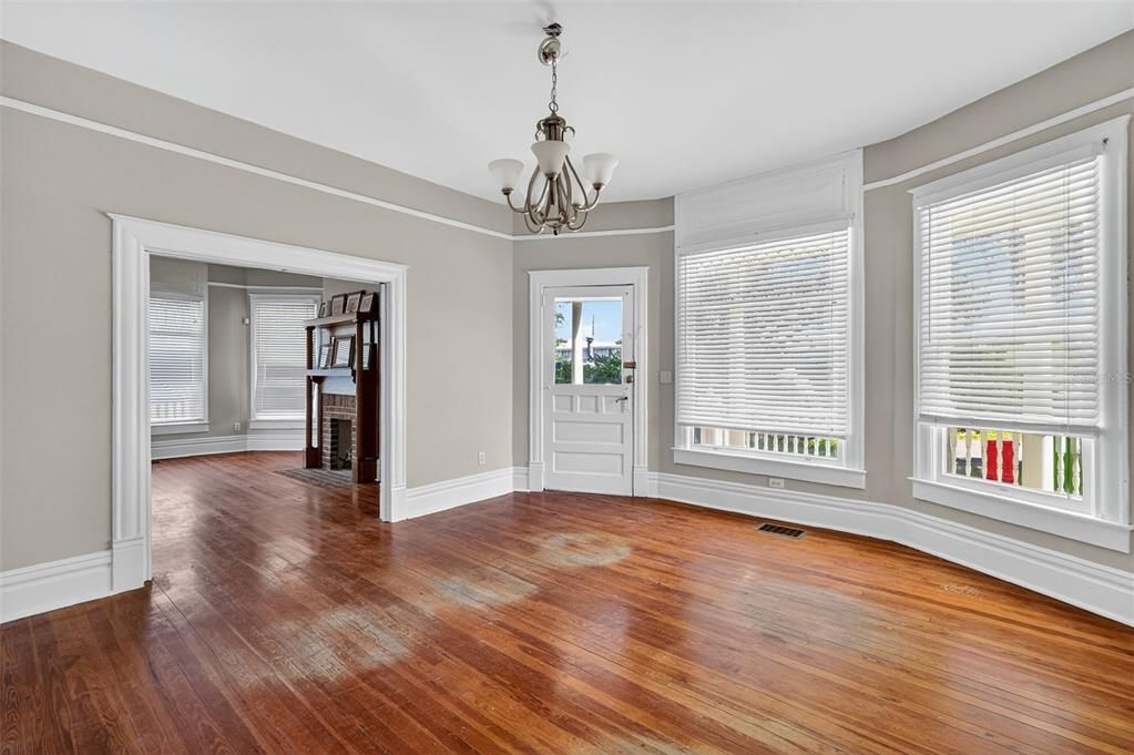 For Sale: $690,000 (0 beds, 0 baths, 2872 Square Feet)