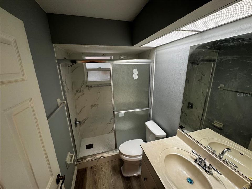 For Rent: $2,500 (3 beds, 2 baths, 1716 Square Feet)