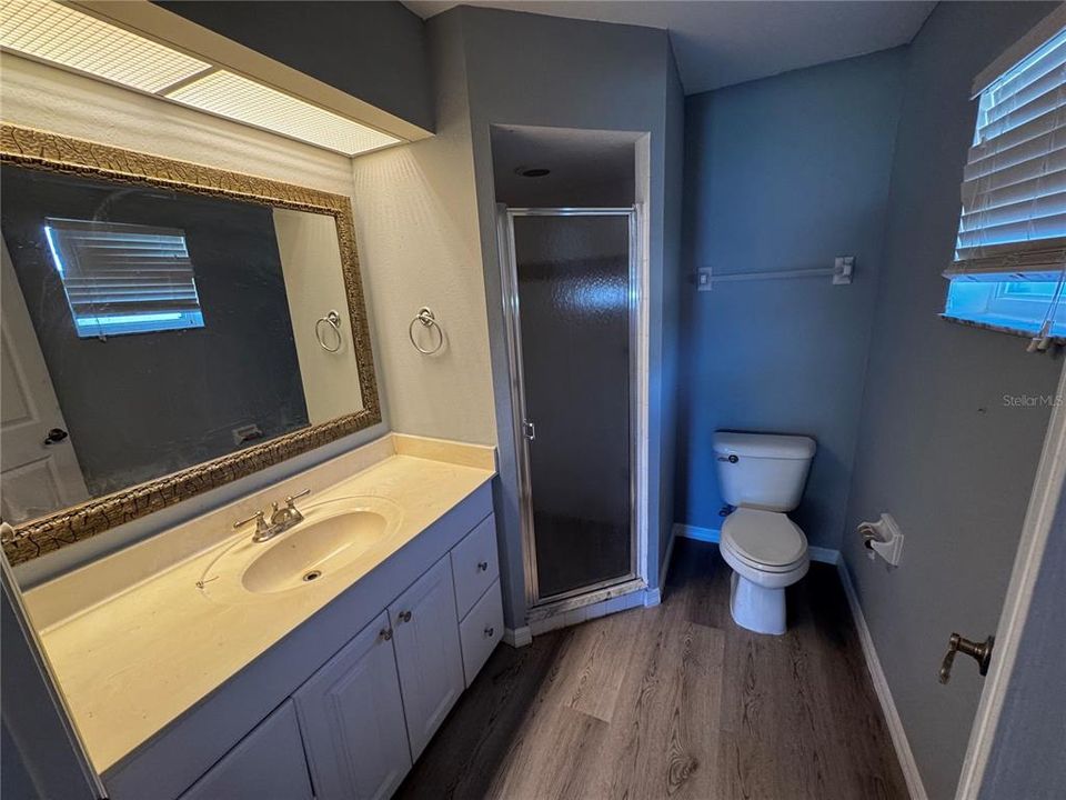 For Rent: $2,500 (3 beds, 2 baths, 1716 Square Feet)