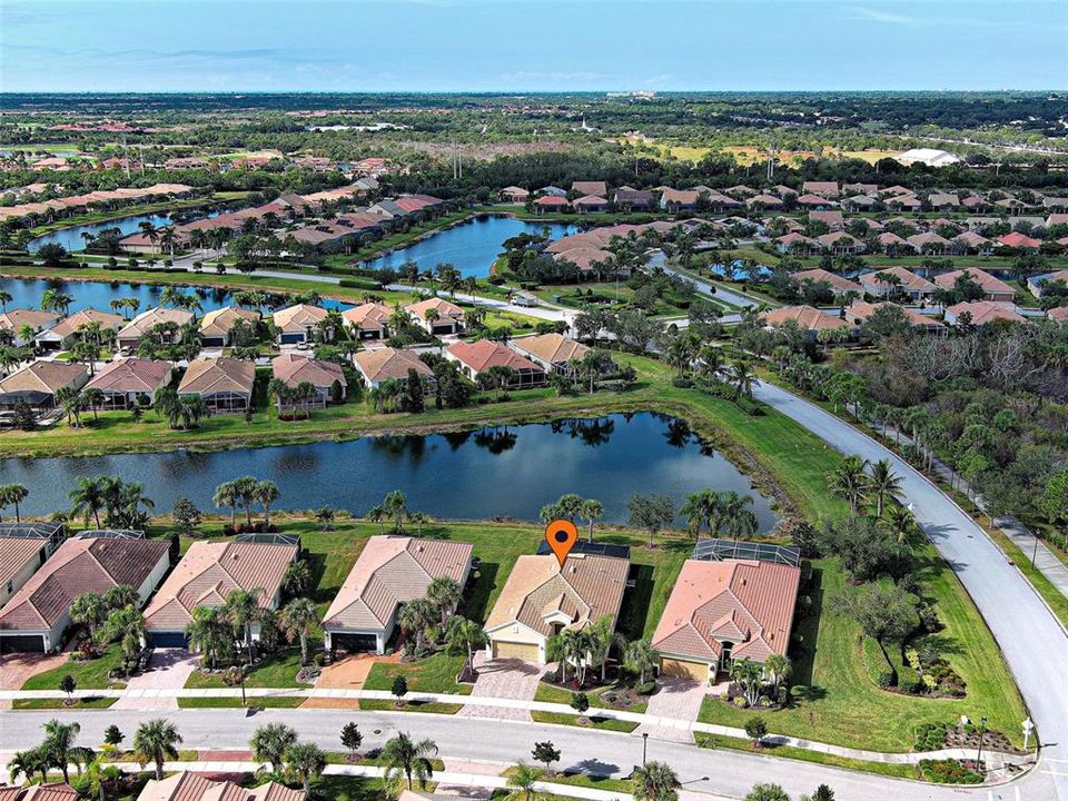 For Sale: $575,000 (3 beds, 2 baths, 1911 Square Feet)