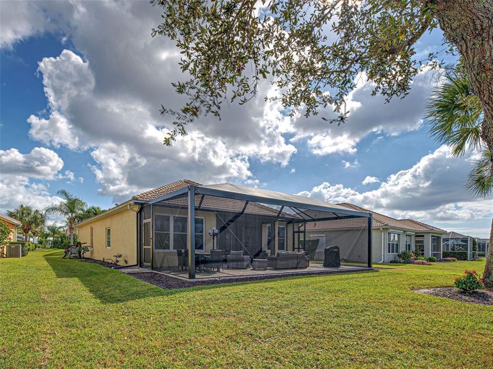 For Sale: $575,000 (3 beds, 2 baths, 1911 Square Feet)