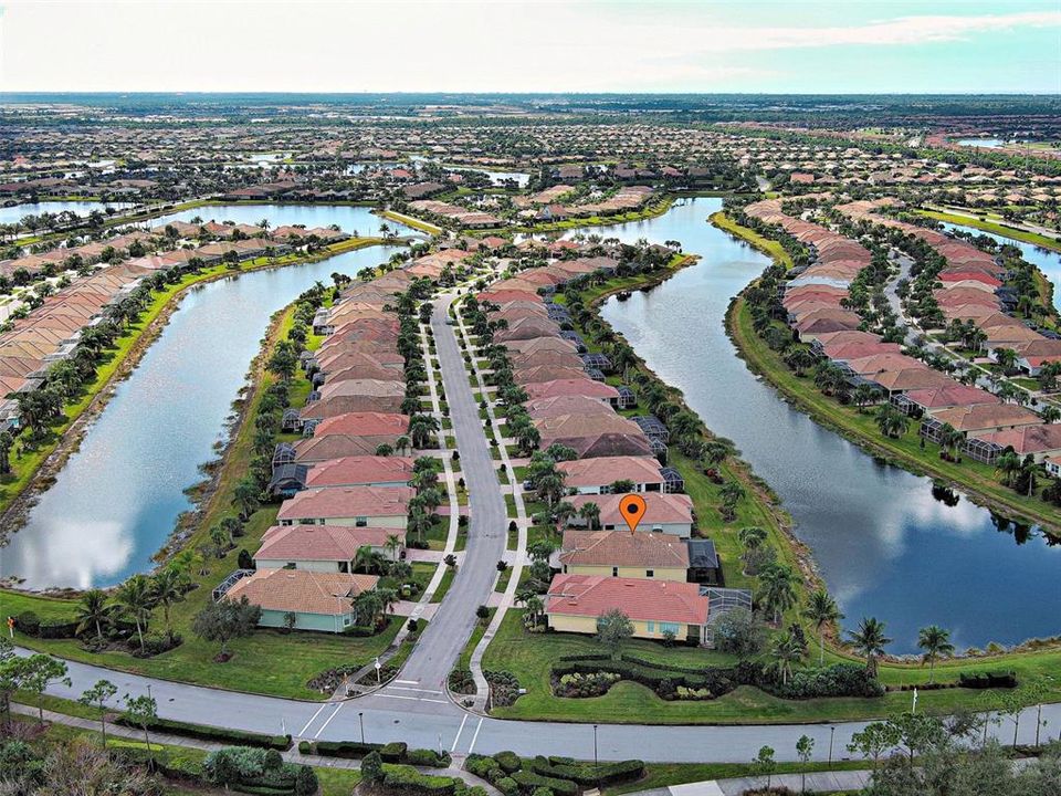 For Sale: $575,000 (3 beds, 2 baths, 1911 Square Feet)