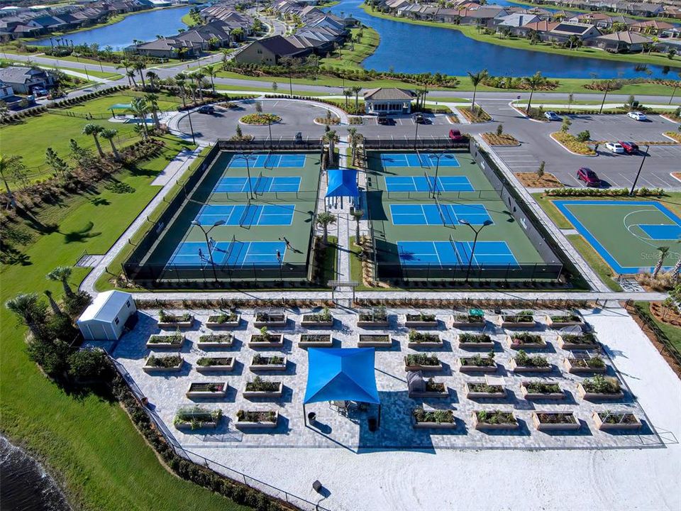 For Sale: $575,000 (3 beds, 2 baths, 1911 Square Feet)