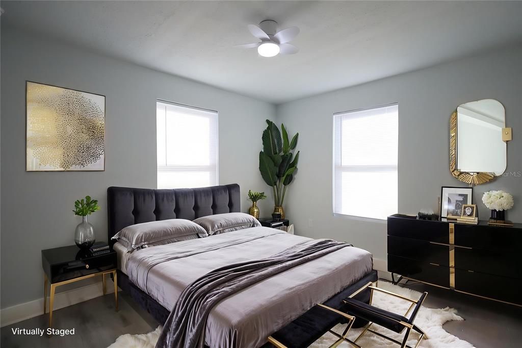 待售: $334,900 (2 贝兹, 1 浴室, 880 平方英尺)