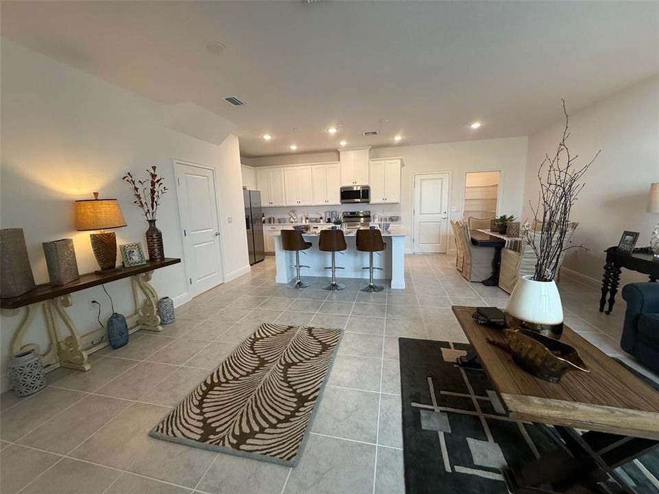 For Sale: $334,990 (3 beds, 2 baths, 1624 Square Feet)