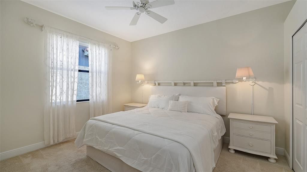 En Venta: $729,000 (3 camas, 2 baños, 2112 Pies cuadrados)