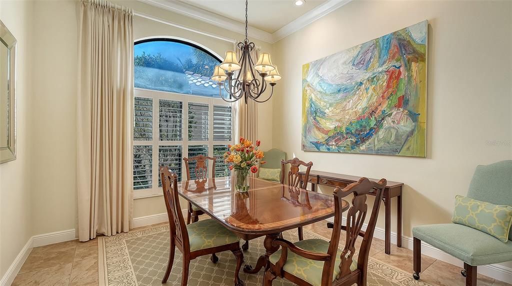 En Venta: $729,000 (3 camas, 2 baños, 2112 Pies cuadrados)