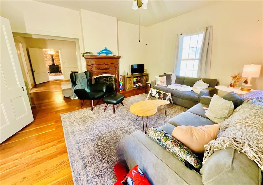 For Sale: $495,000 (3 beds, 3 baths, 3099 Square Feet)