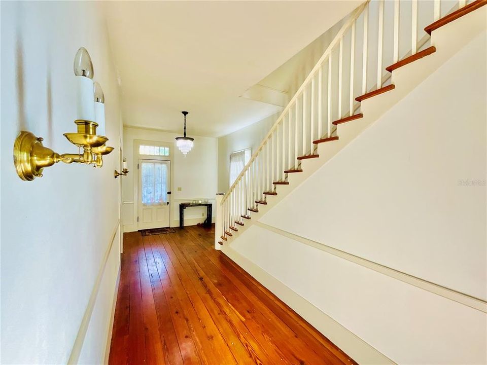 For Sale: $495,000 (3 beds, 3 baths, 3099 Square Feet)