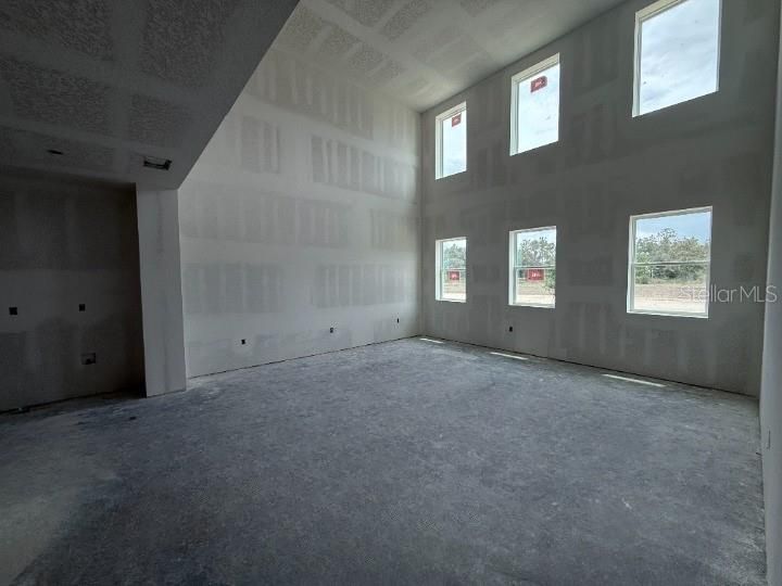 For Sale: $599,990 (5 beds, 4 baths, 3545 Square Feet)