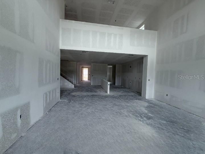 For Sale: $599,990 (5 beds, 4 baths, 3545 Square Feet)