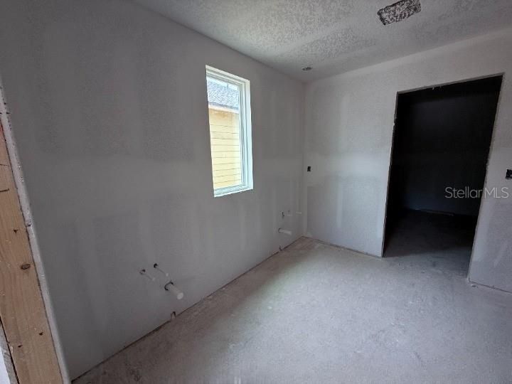 For Sale: $599,990 (5 beds, 4 baths, 3545 Square Feet)