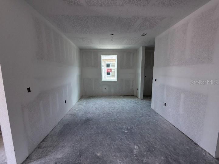 For Sale: $599,990 (5 beds, 4 baths, 3545 Square Feet)