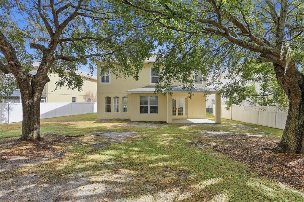 合同活跃: $550,000 (4 贝兹, 2 浴室, 3060 平方英尺)