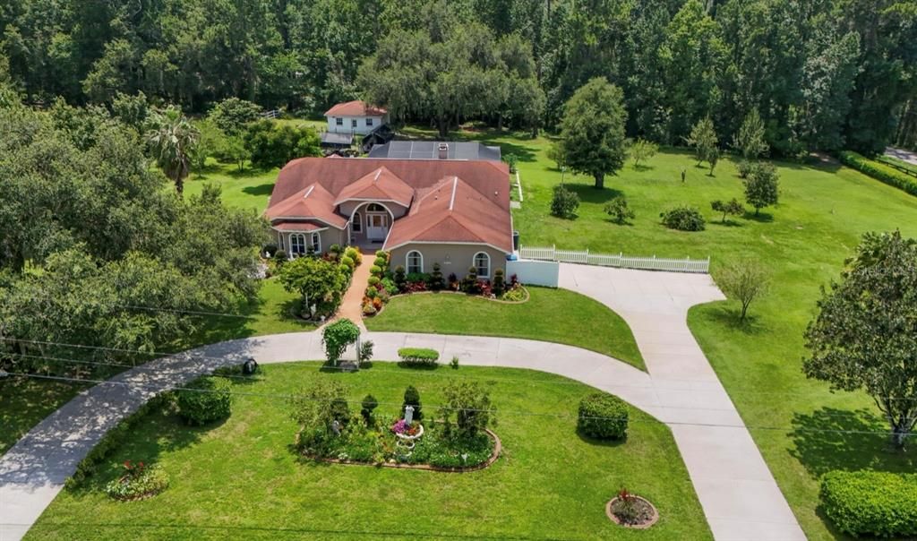 На продажу: $729,900 (4 спален, 2 ванн, 3442 Квадратных фут)