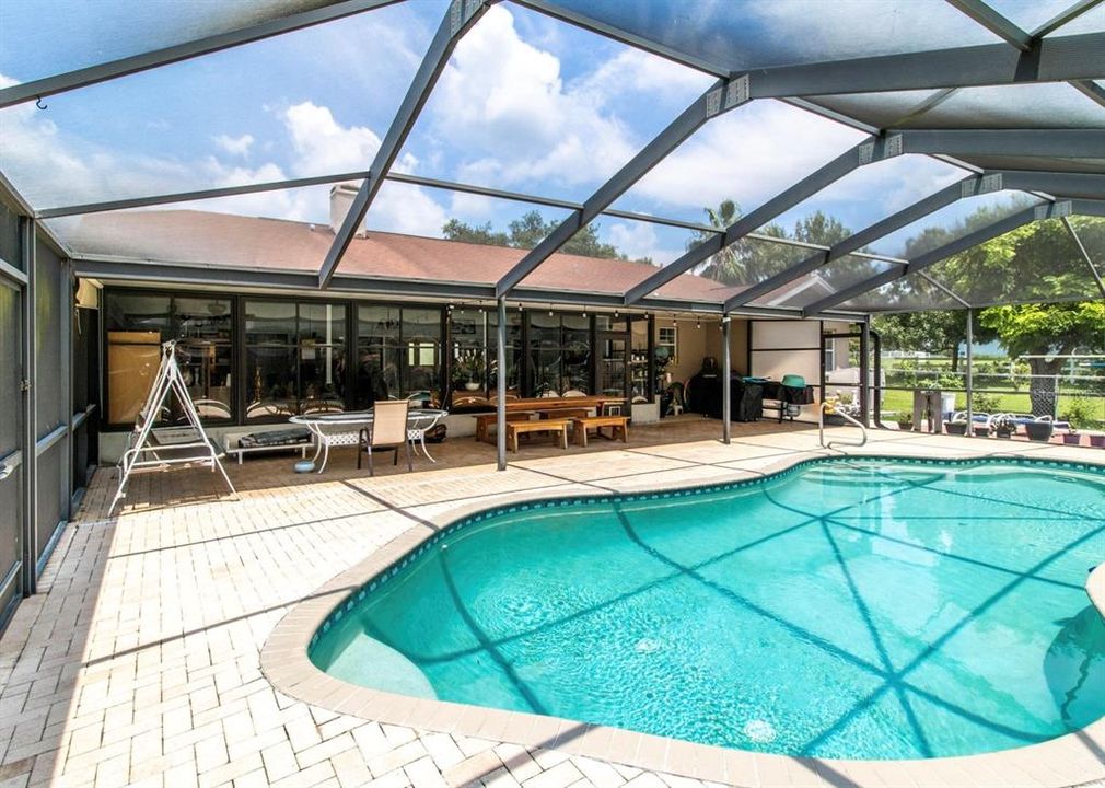 На продажу: $729,900 (4 спален, 2 ванн, 3442 Квадратных фут)