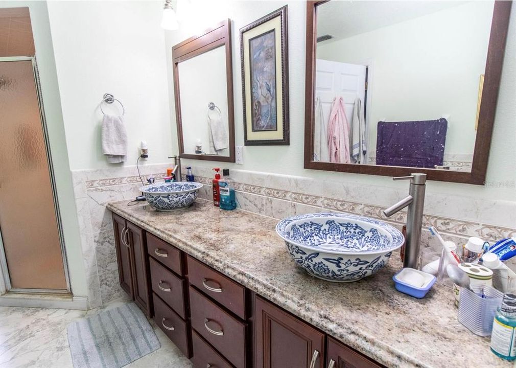 На продажу: $729,900 (4 спален, 2 ванн, 3442 Квадратных фут)