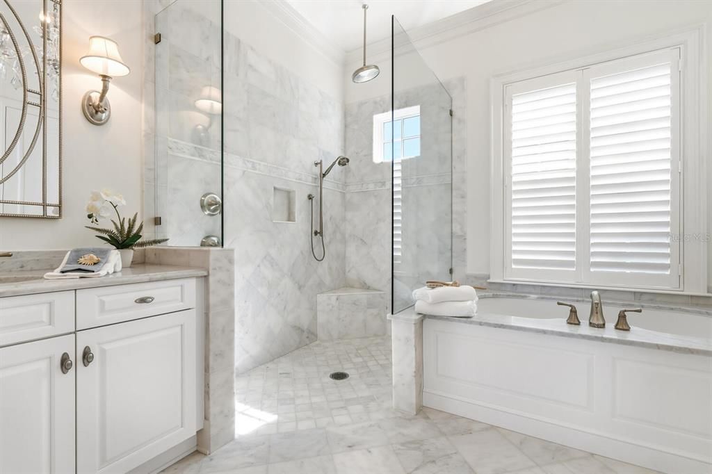 На продажу: $9,700,000 (4 спален, 5 ванн, 5245 Квадратных фут)