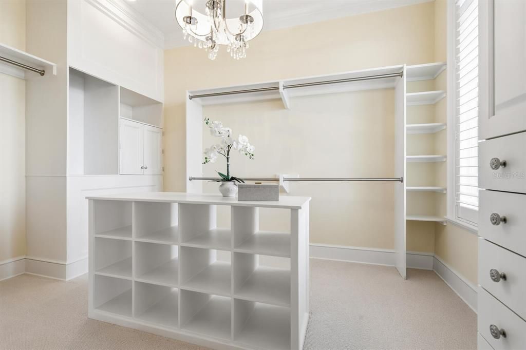 На продажу: $9,700,000 (4 спален, 5 ванн, 5245 Квадратных фут)