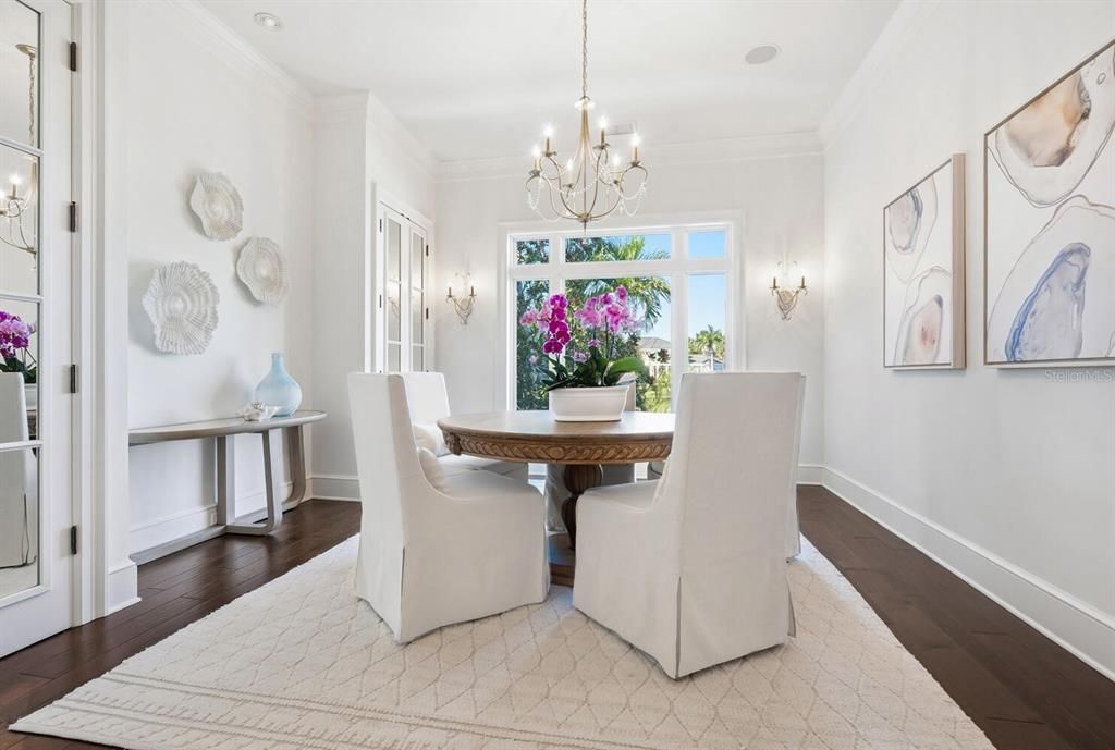 На продажу: $9,700,000 (4 спален, 5 ванн, 5245 Квадратных фут)