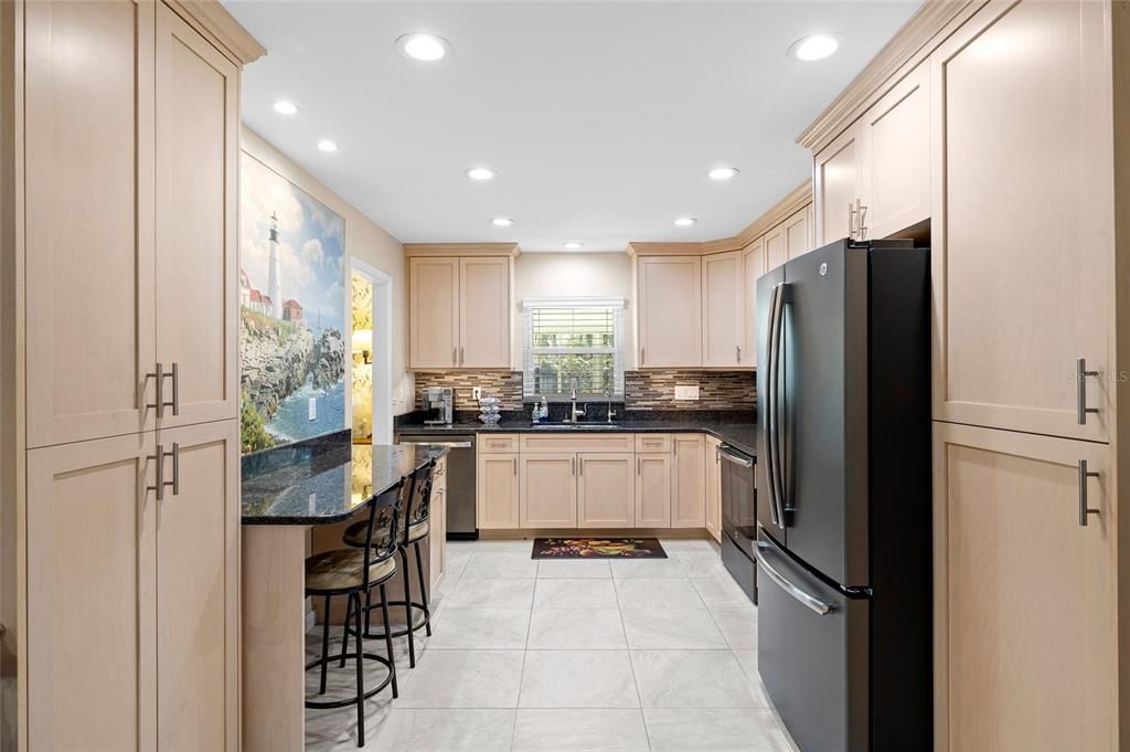 Active With Contract: $439,000 (3 beds, 2 baths, 1656 Square Feet)