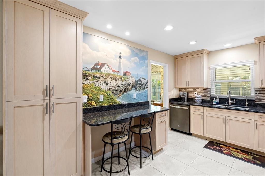 Active With Contract: $439,000 (3 beds, 2 baths, 1656 Square Feet)