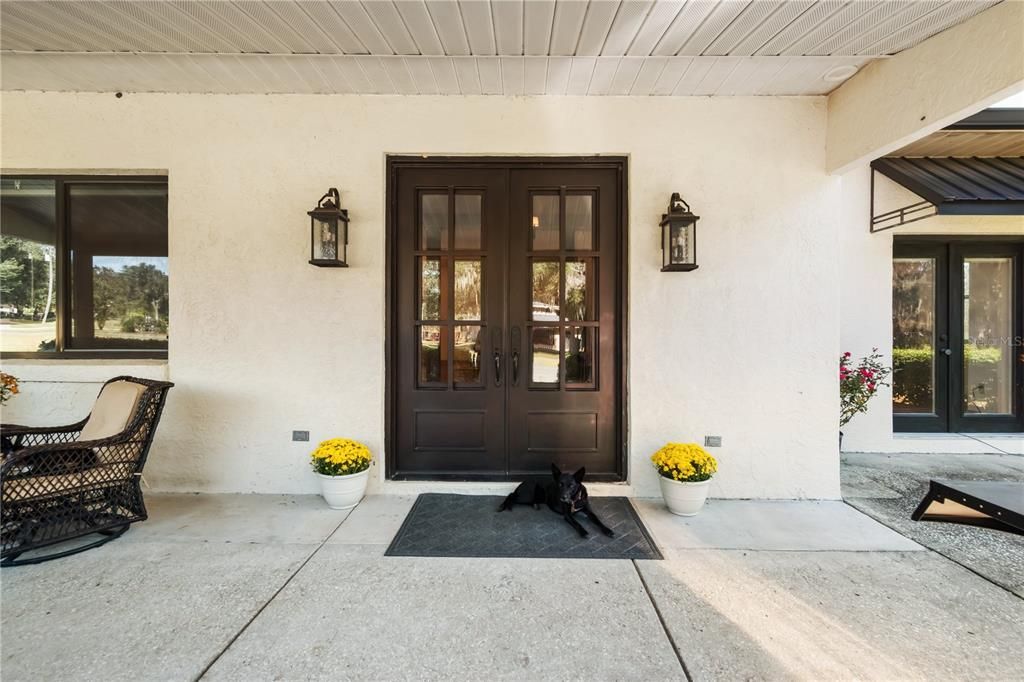 For Sale: $1,995,000 (2 beds, 2 baths, 2260 Square Feet)