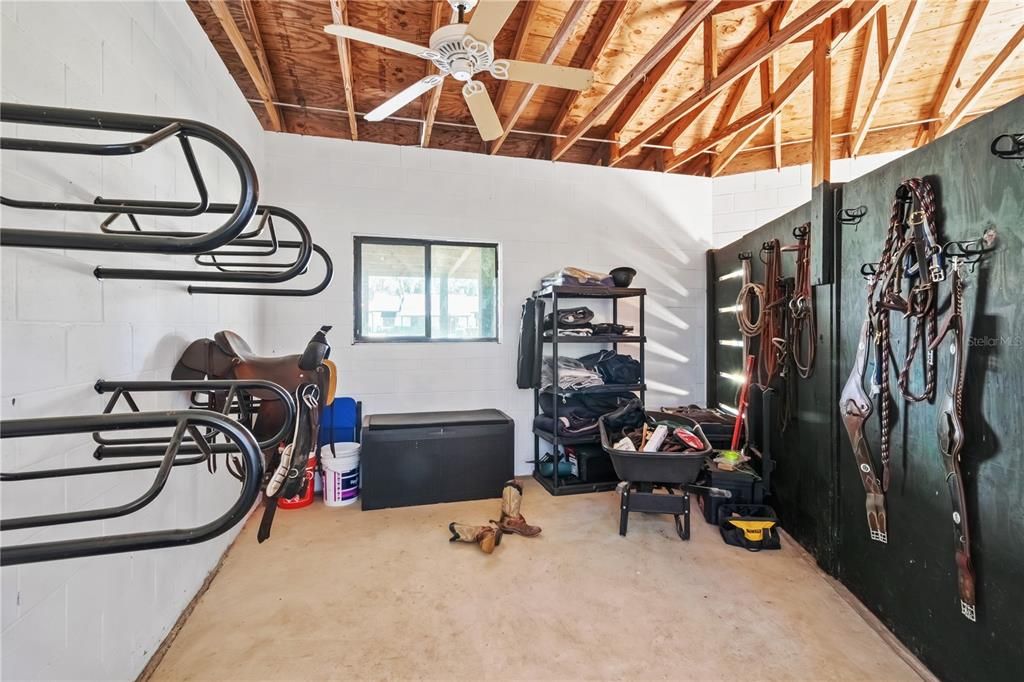 For Sale: $1,995,000 (2 beds, 2 baths, 2260 Square Feet)