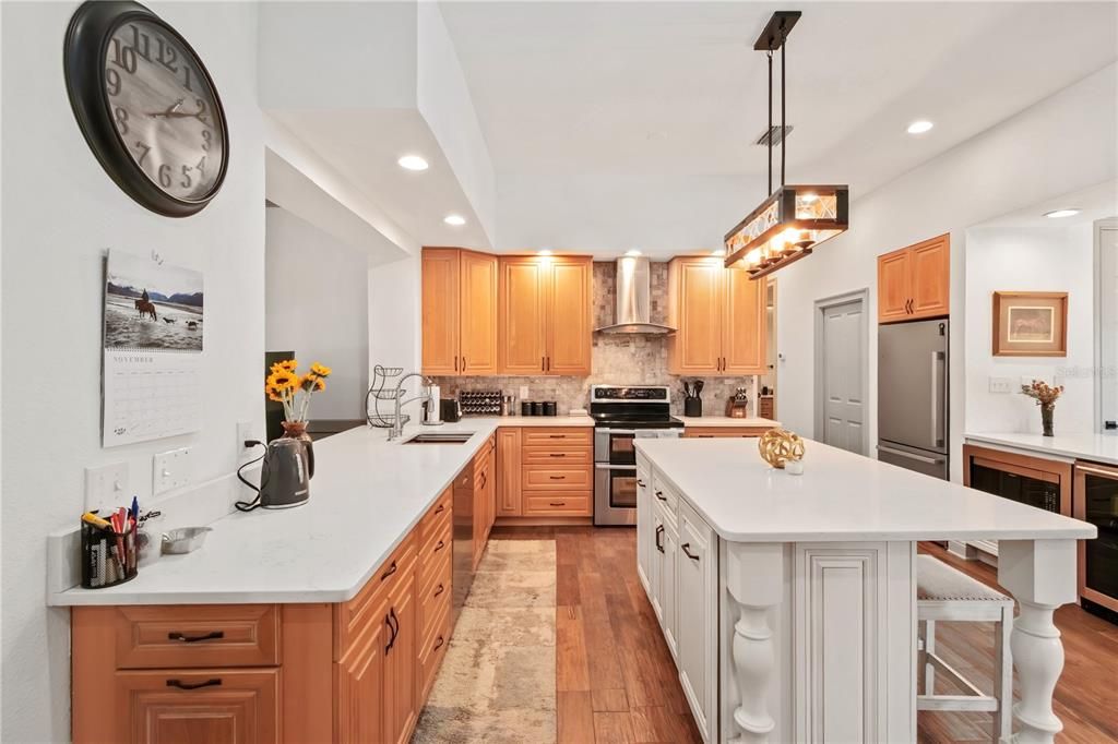 For Sale: $1,995,000 (2 beds, 2 baths, 2260 Square Feet)