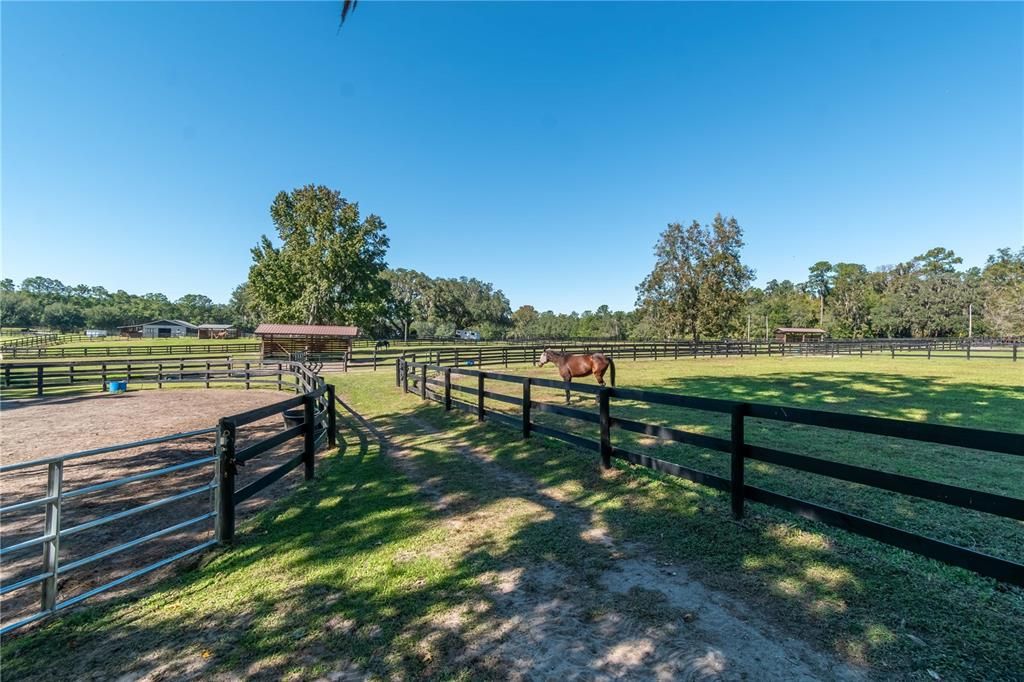 For Sale: $1,995,000 (2 beds, 2 baths, 2260 Square Feet)