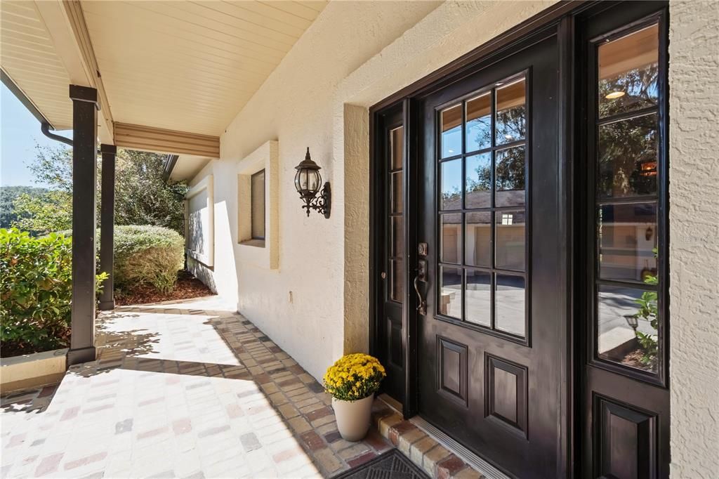 For Sale: $1,995,000 (2 beds, 2 baths, 2260 Square Feet)